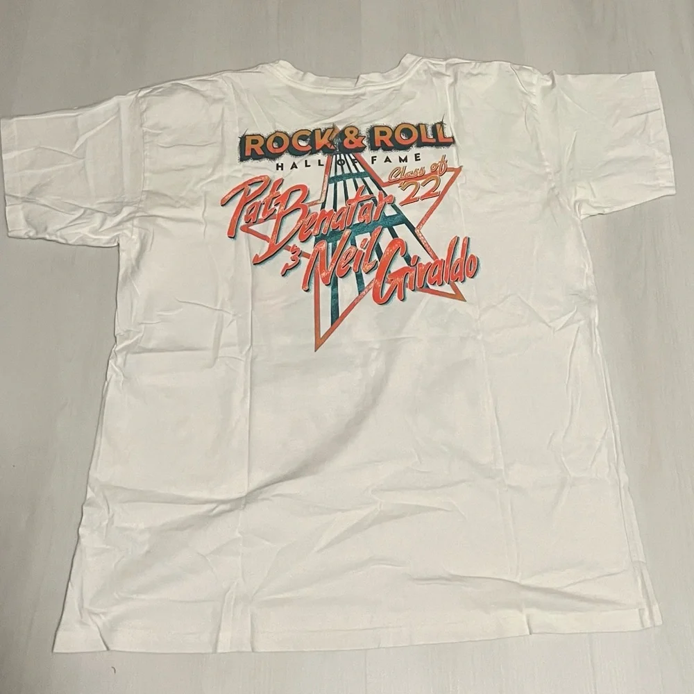 Daydreamer Pat Benatar & Neil Giraldo Rock and Roll Hall of Fame Tee. Medium - Picture 2 of 2